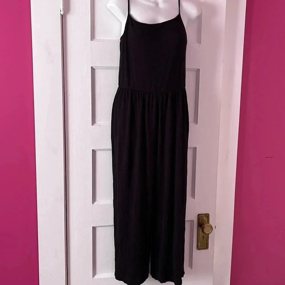 Wide leg jumpsuit